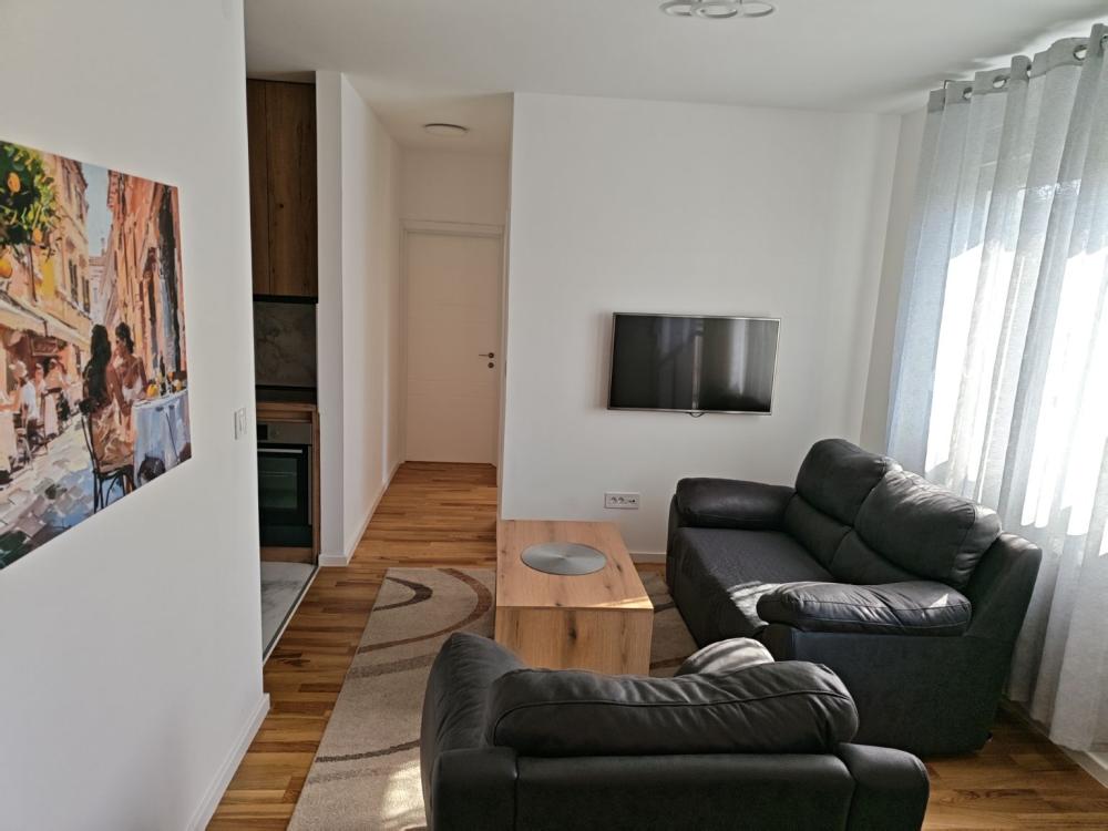 Slika 8 - Partizanski blok ulica 1., Dvosoban stan za izdavanje, 44m2, 600€